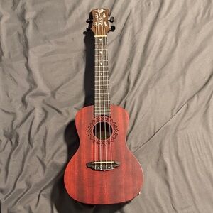 Luna Vintage Red Mahogany Ukulele